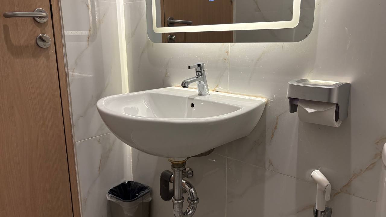 Deluxe kamar mandi